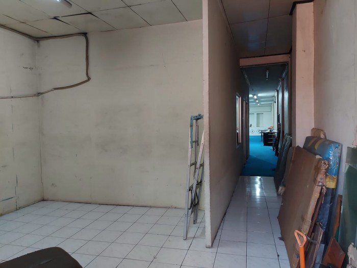 Ruko Di Sewakan Di Jln Hasyim Hashary Jakarta Barat